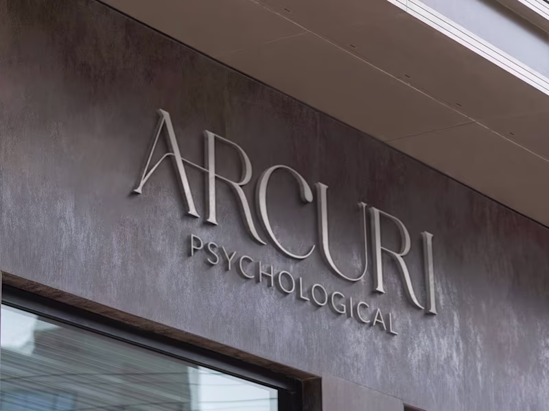 Cover image for Adríanna Arcuri