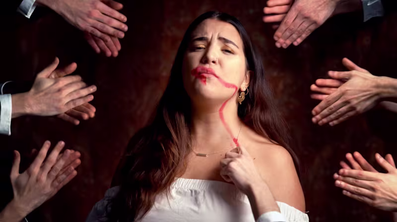 Cover image for Amor Ingrato - Music Video