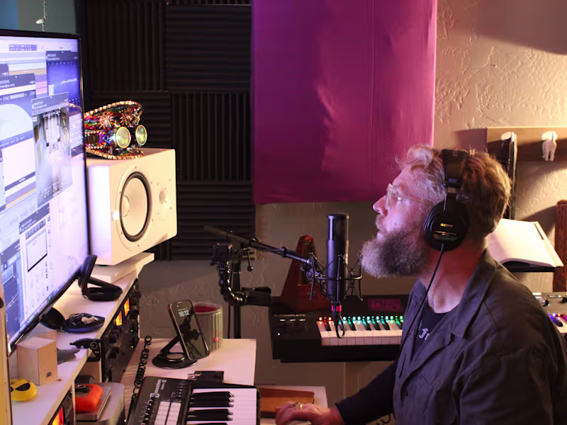 Cover image for  Tube-Powered Brilliance: Elevate Your Sound Mixing