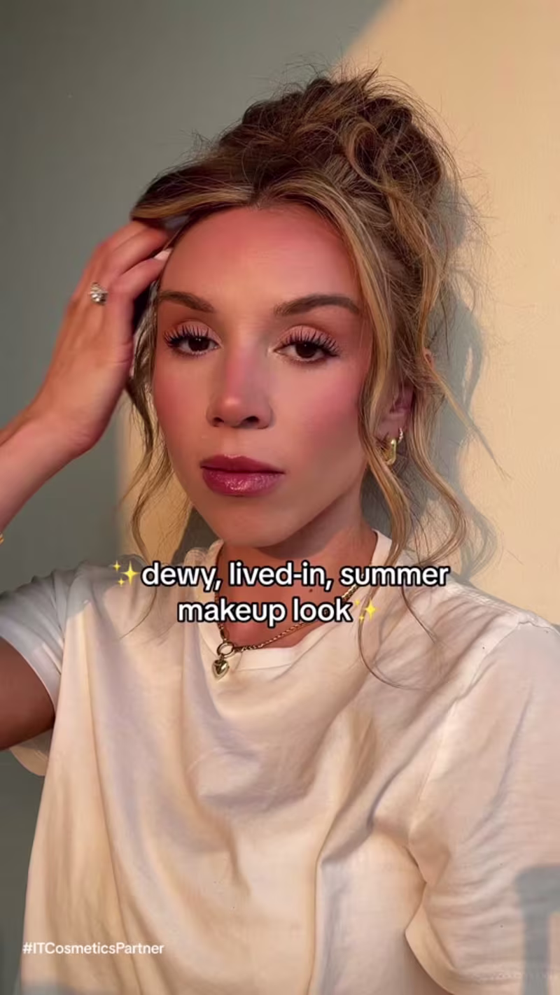 Cover image for Makeup tutorial video for It Cosmetics