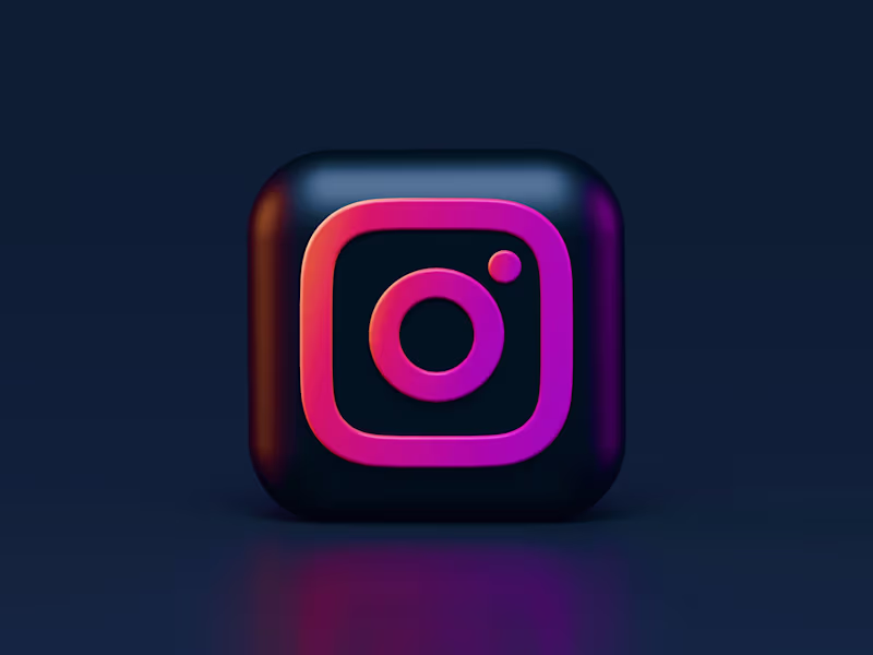 Cover image for Social Media Marketing