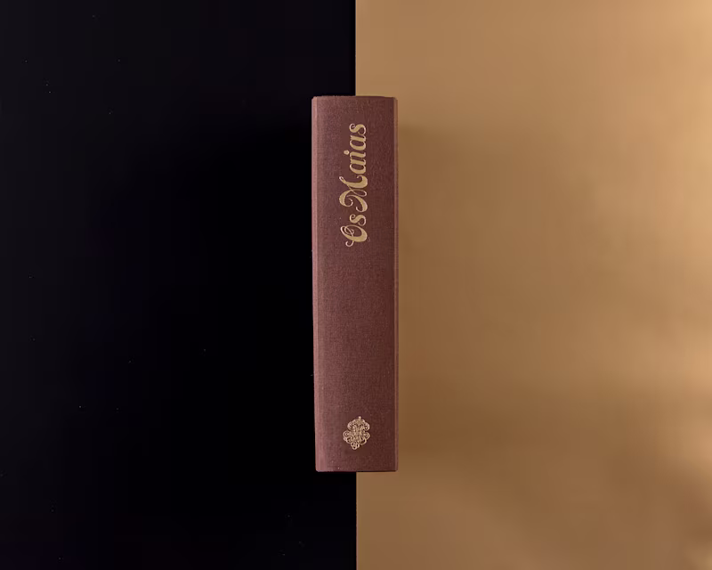 Cover image for Os Maias by dst group - Editorial Design