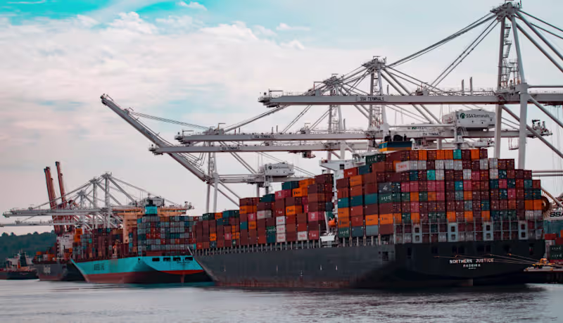 Cover image for 2,200-word blog for Hive: The complete guide to freight shipping