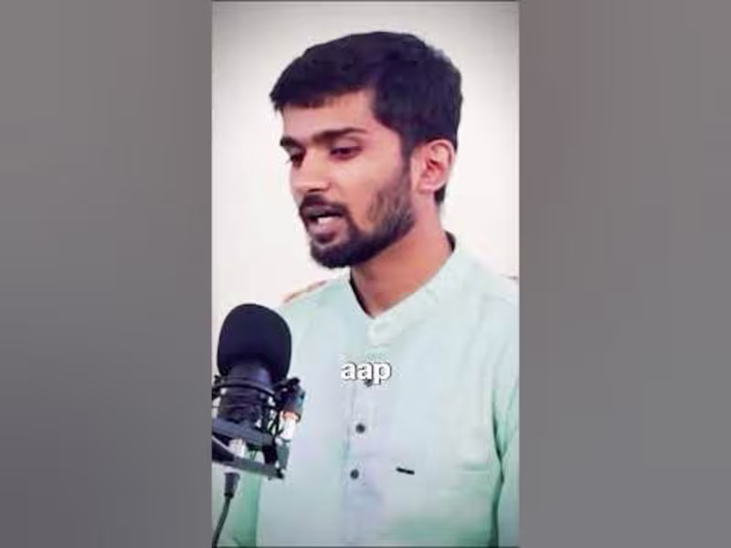 Cover image for REAL VALUE of a "FARMER"🙇‍♂️ | Hirendra Madhukar #shorts #podc…