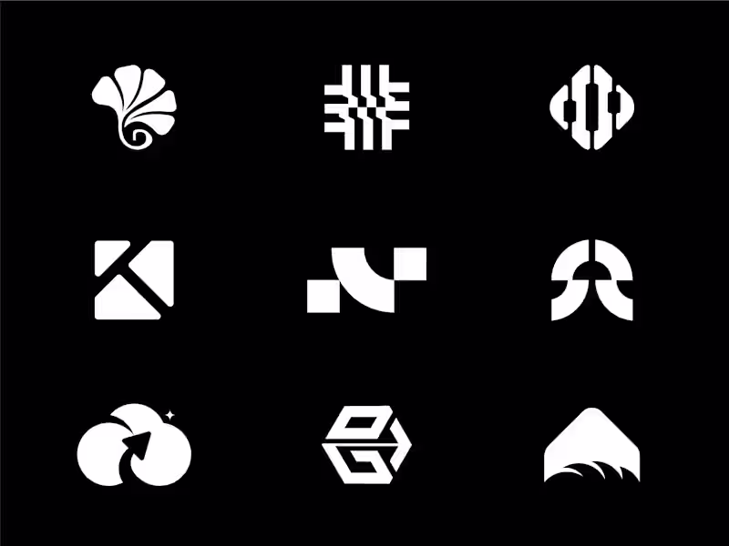 Cover image for Logo Essentials