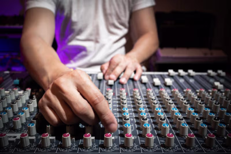 Cover image for Mixing-Mastering