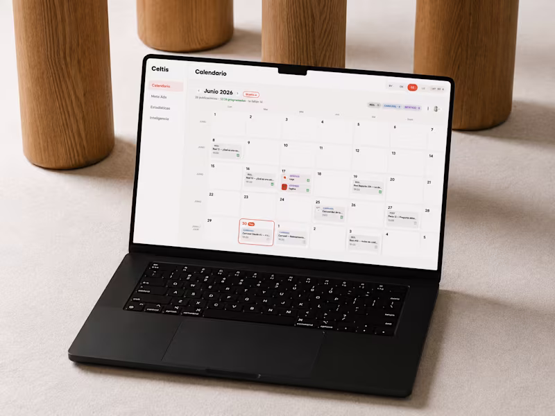 Cover image for Social Managing App / App