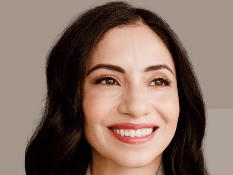 Cover image for Personal Stylist Reveals Her FAVORITE Products