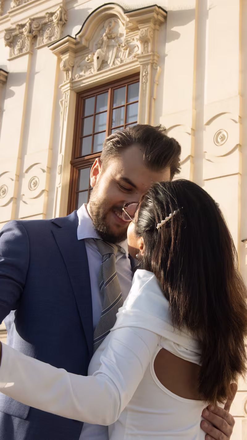 Cover image for Wedding photography. Couples photoshoot and