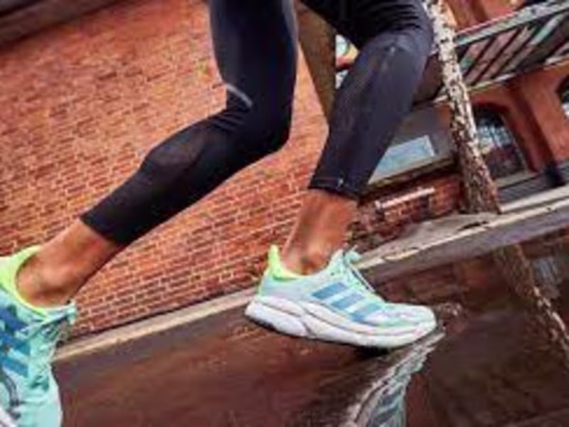 Cover image for What Are The Health Benefits Of Running and Walking?