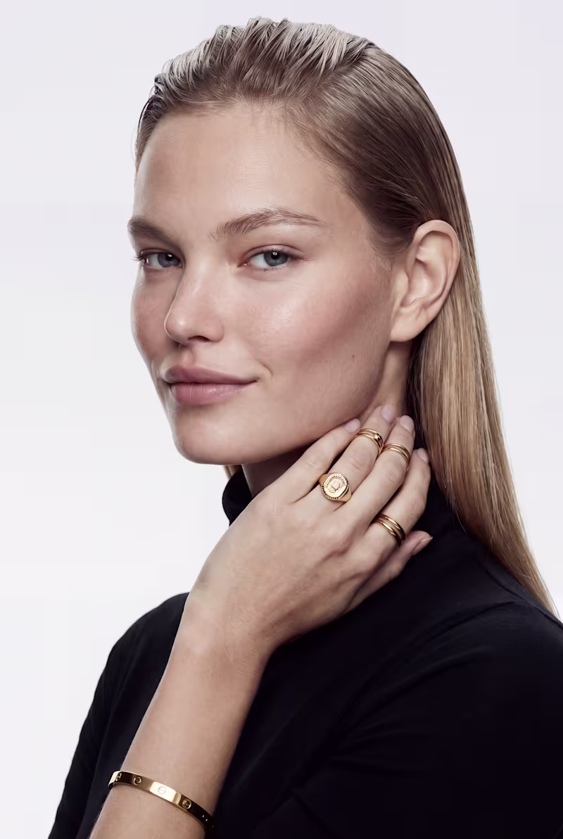 Cover image for IS SHE NOT REAL...?
This campaign