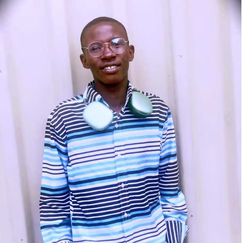 Ikem gospel  I'm a graphics designer, logo creator and voice over artist 