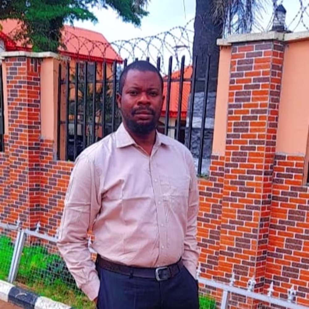 AbdulAzeez Abdulmujeeb