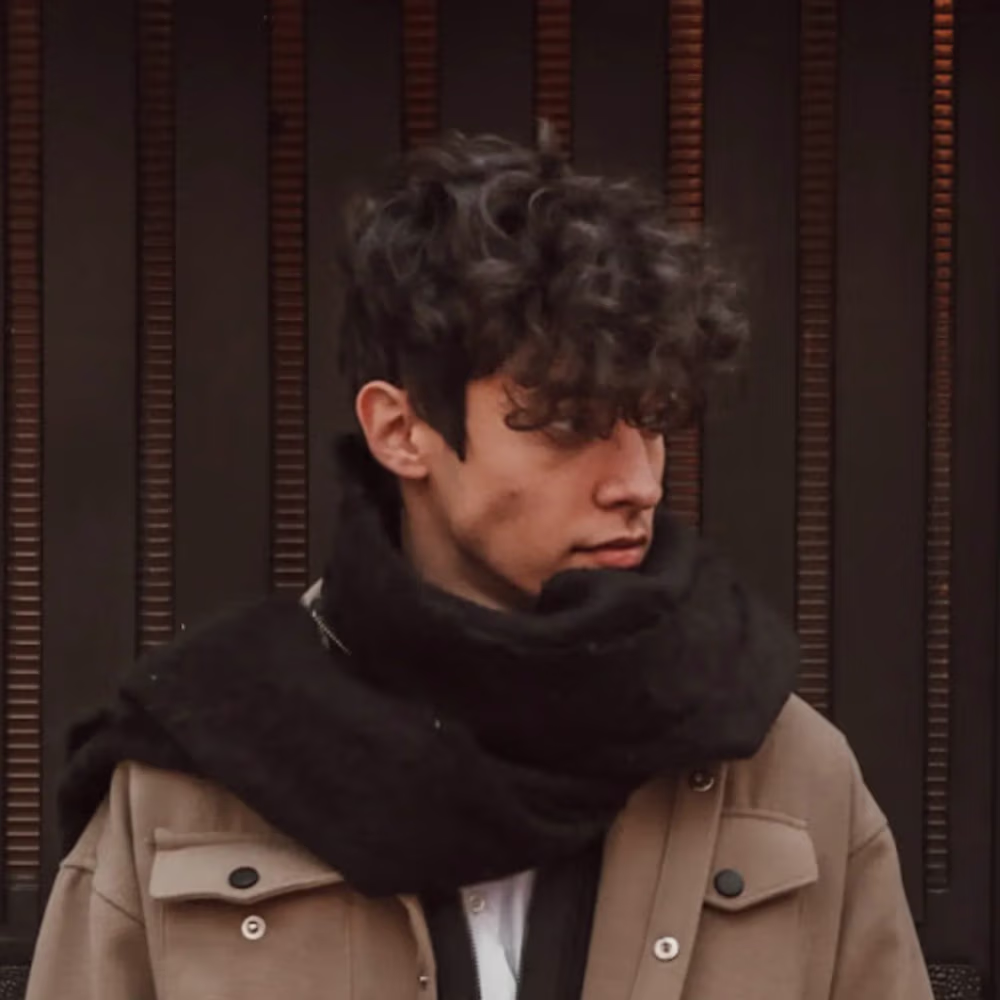 Farshad Jafari Momtaz