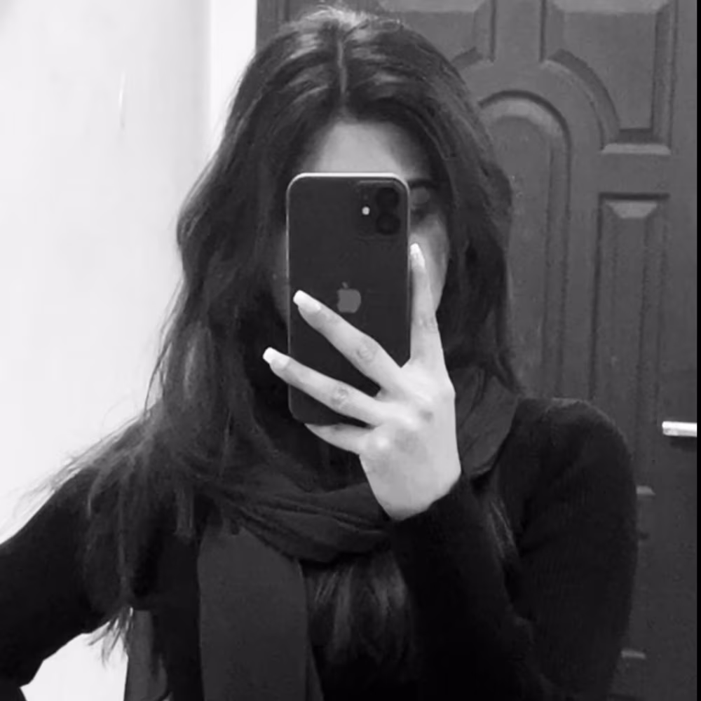 Anna | thesocialglaze