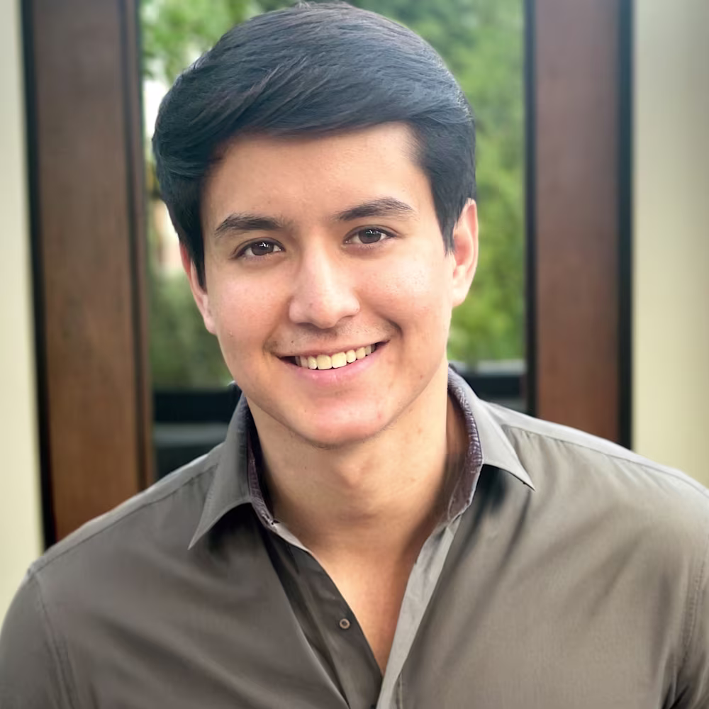 Akbar Ahmadjonov ✦