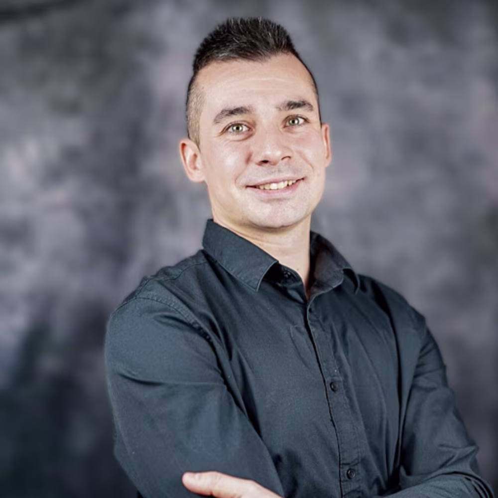 Léon Sharon Geisler