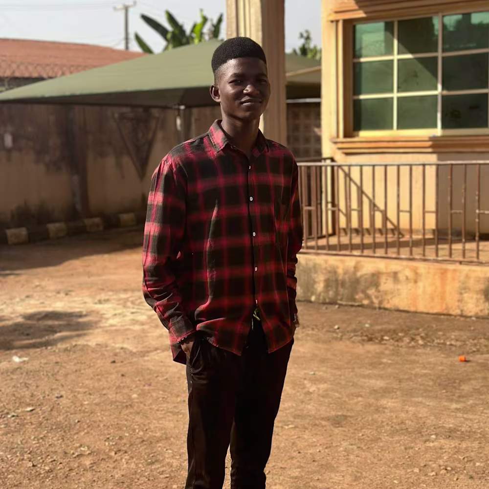 Oluwafemi Oluwaloseyifunmi 