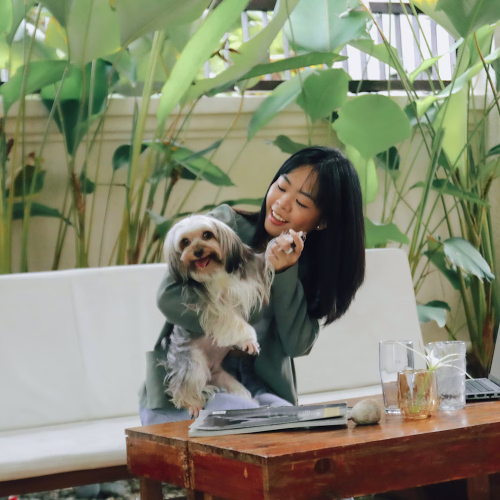 Samantha | Social Media Manager & Graphic Designer