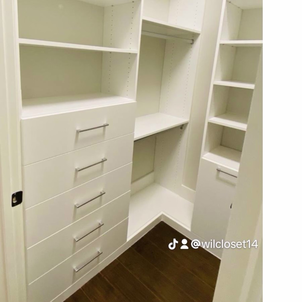 Wil Closet