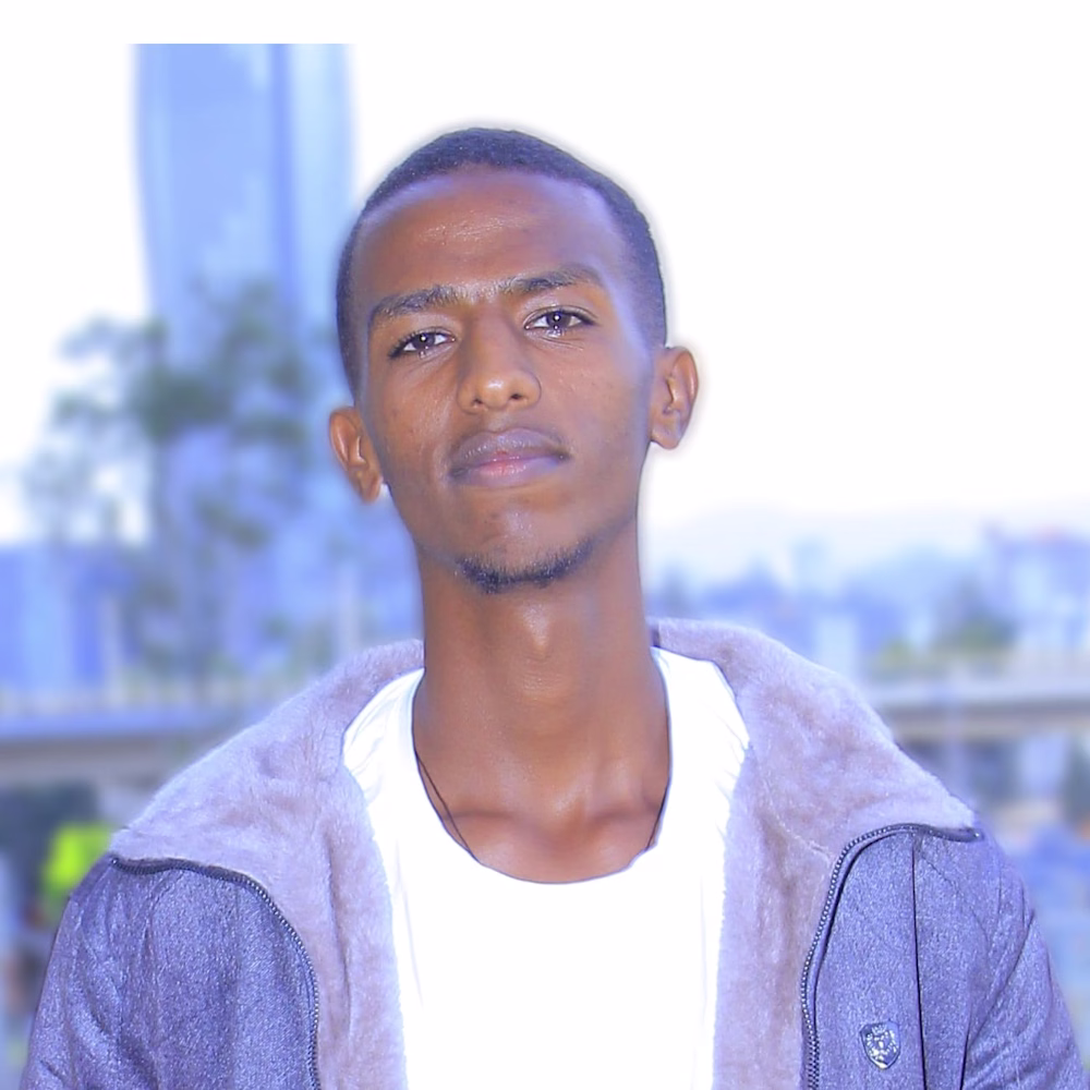 Nahom Junior