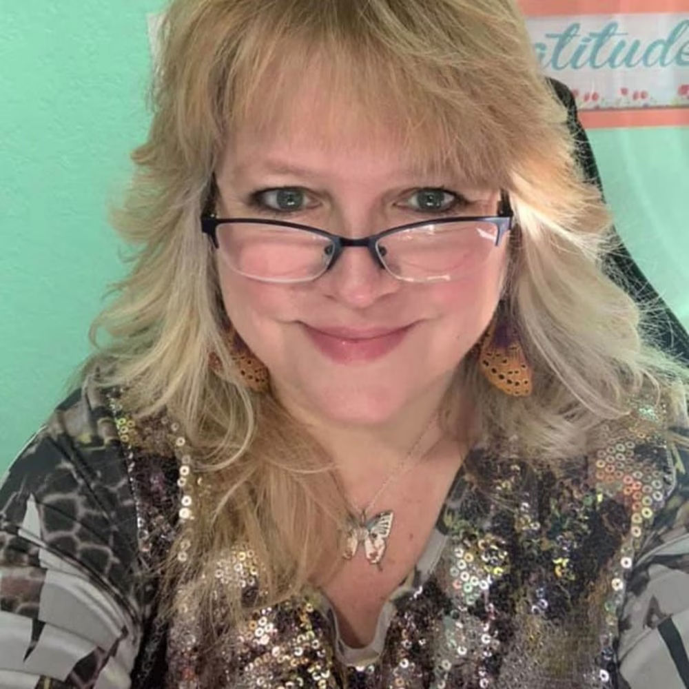Carol Lawrence