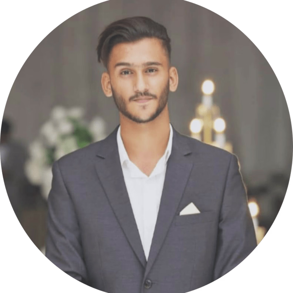 Taneer  Riaz