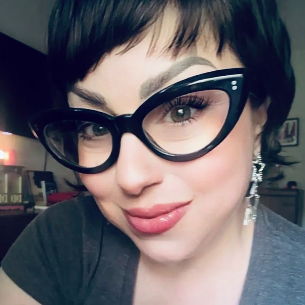 Joanna Davis
