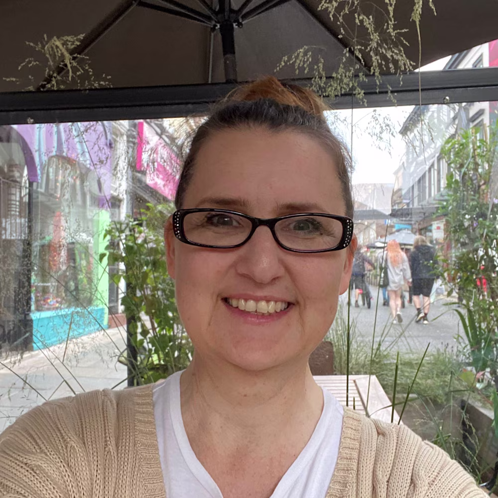 Tracey Halliday-Tamakloe