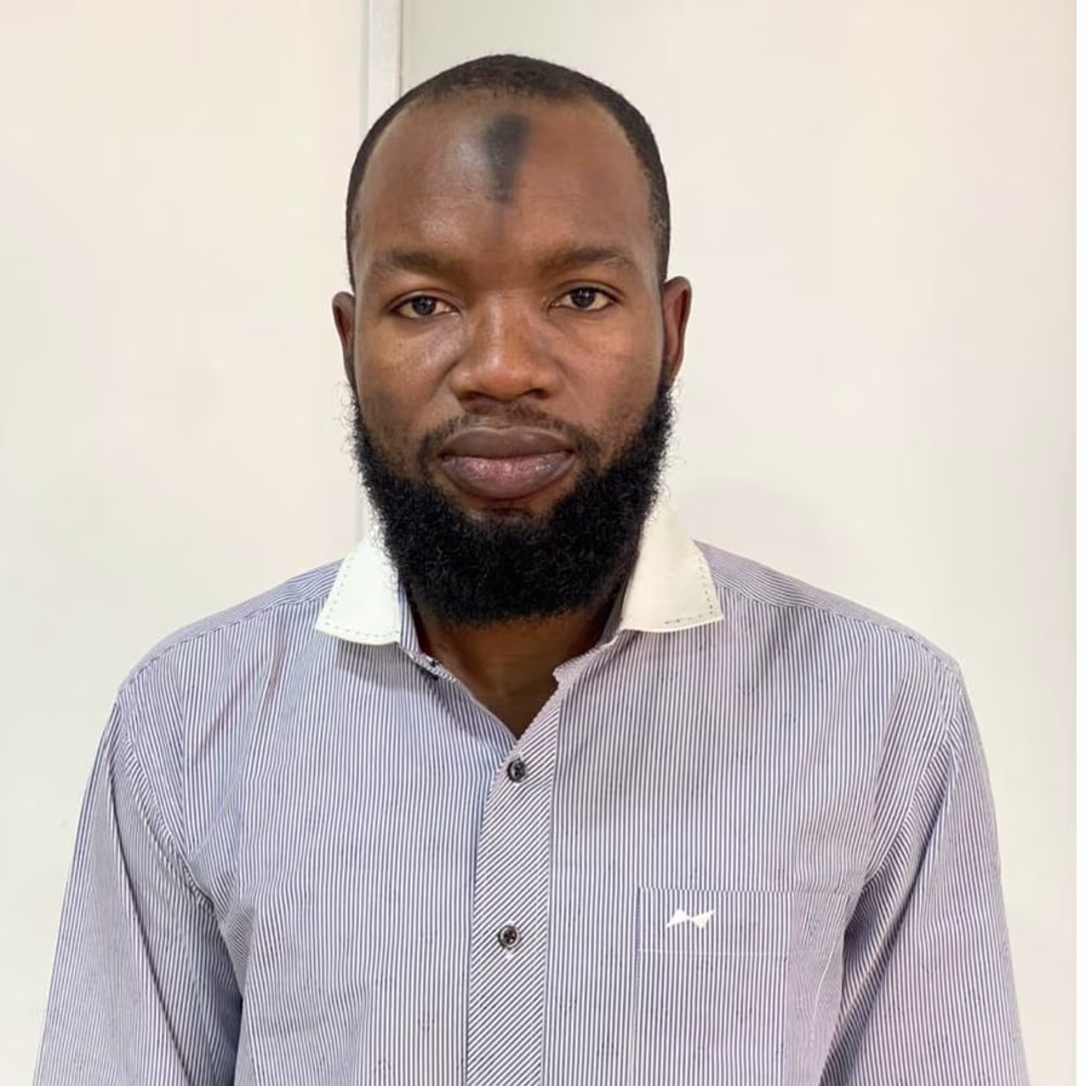 Aruna  Isah