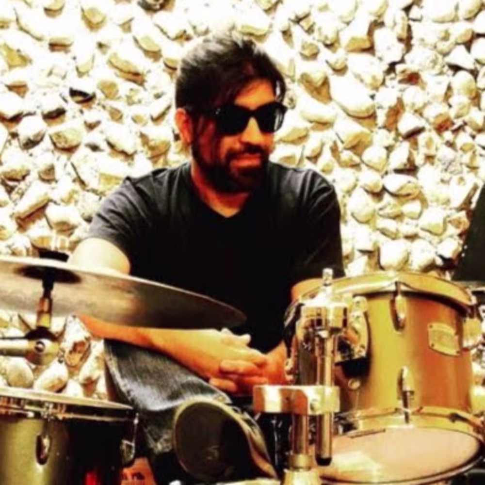 Alixander Dávila Arias