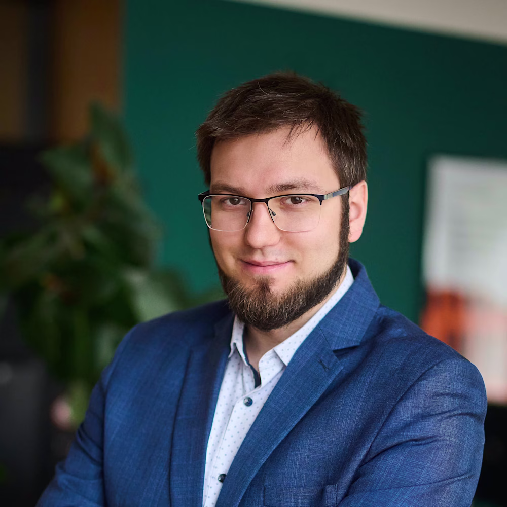 Adrian Stolarski