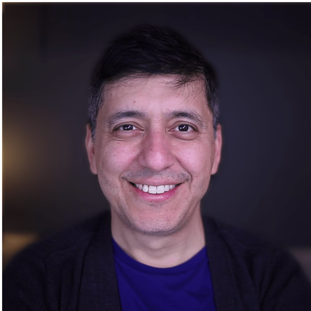 Lou Vega