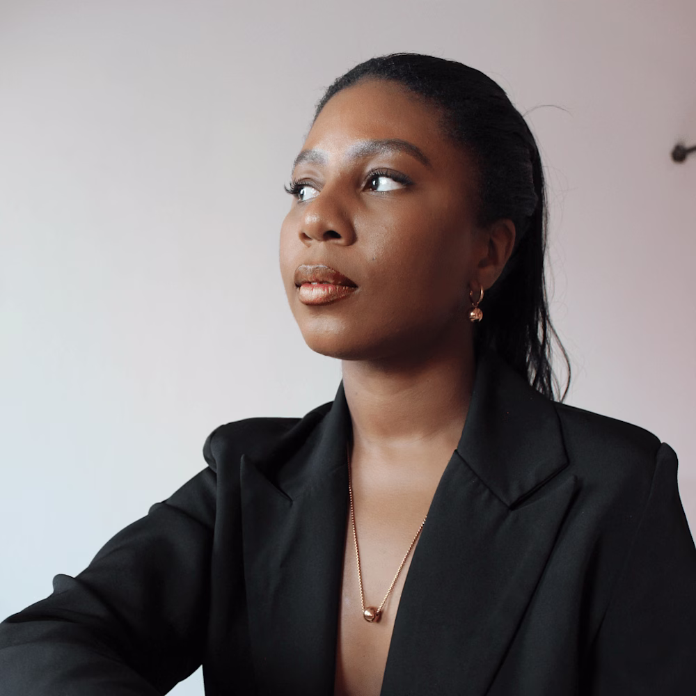 Simone Lewis