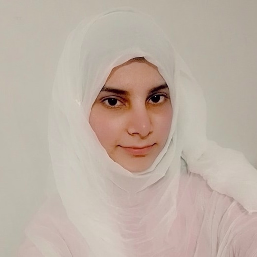 Kaaynat  Fatima