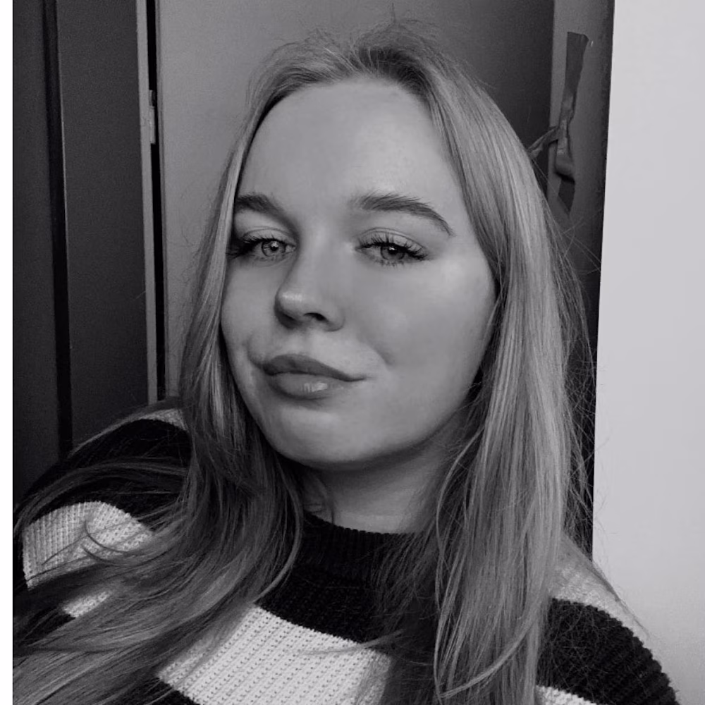 May - Brand designer & strategist