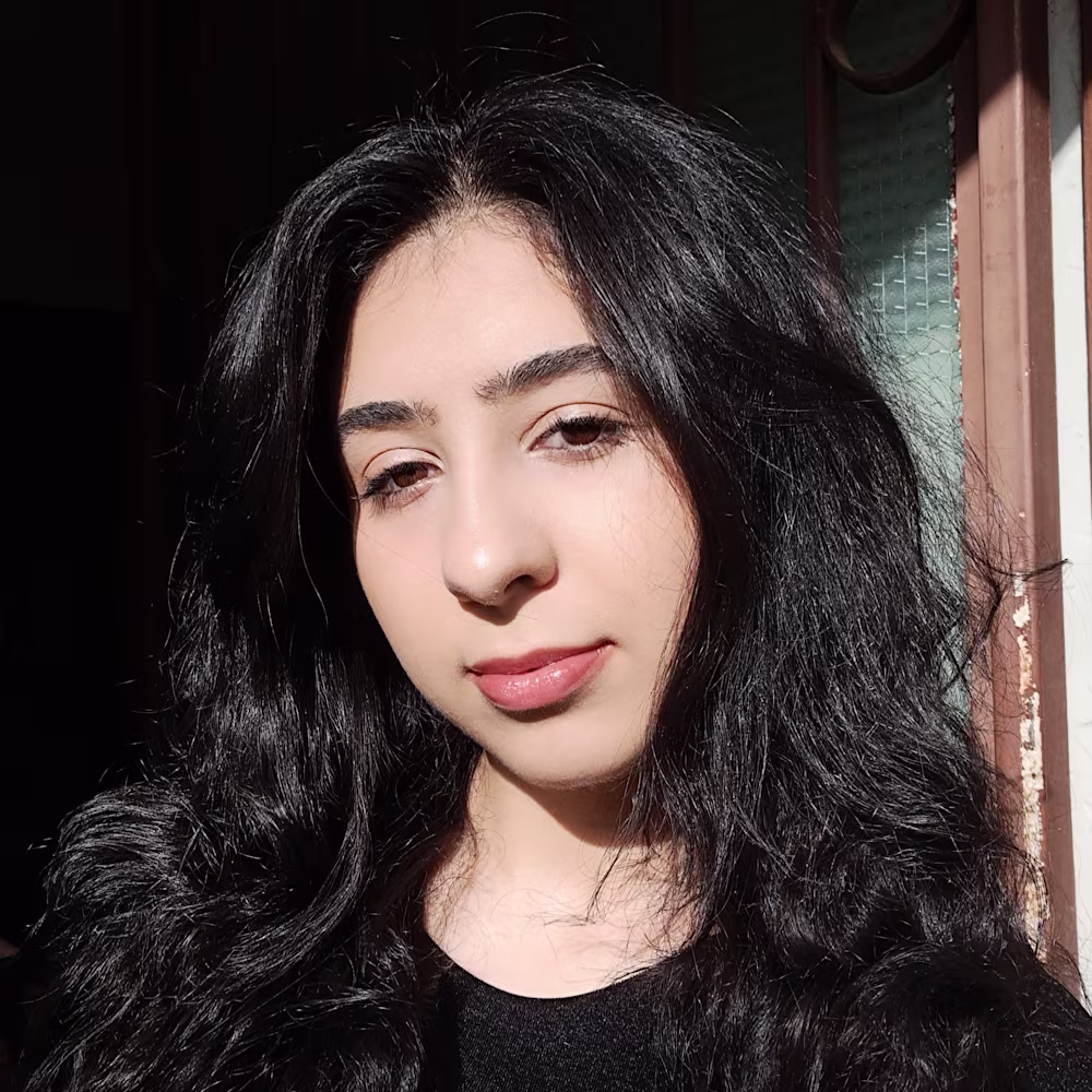 Maria T Azzi