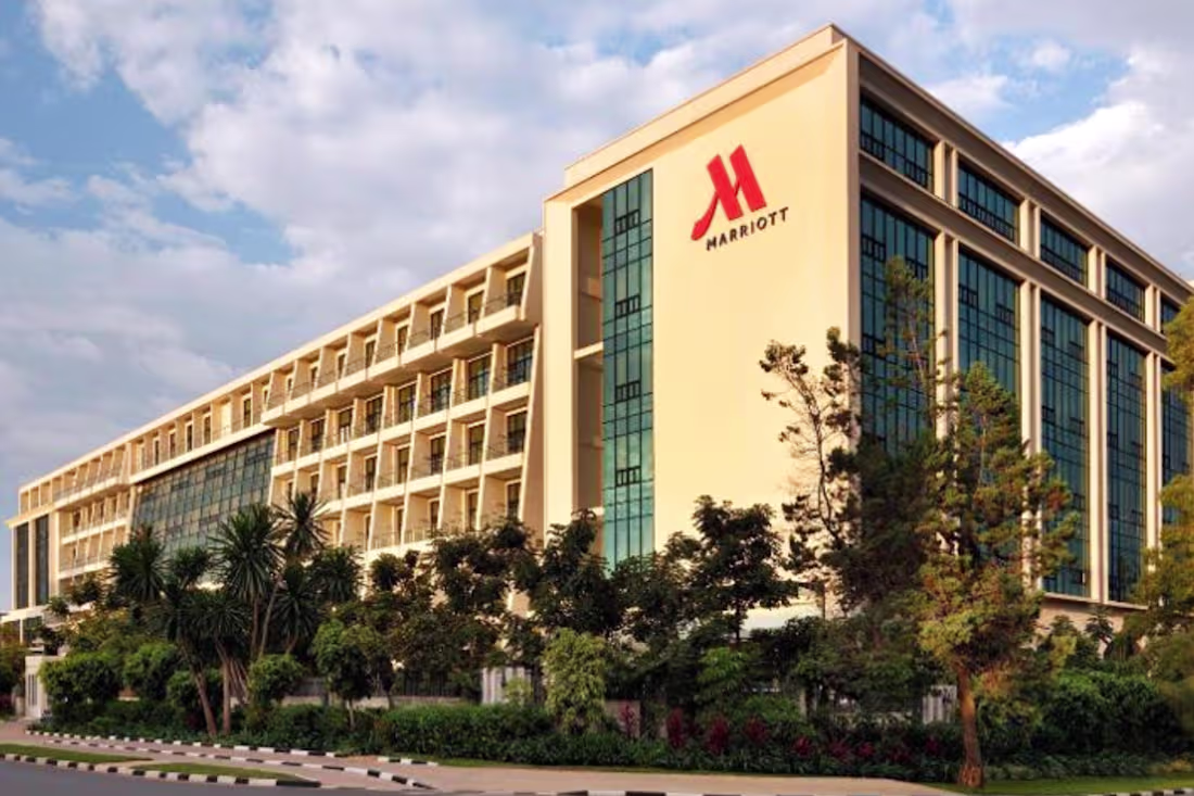 Cover image for Marriott Marketing