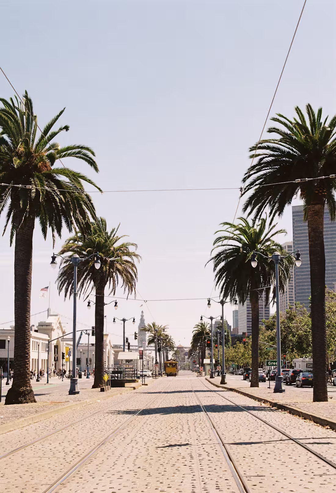 Cover image for Upward