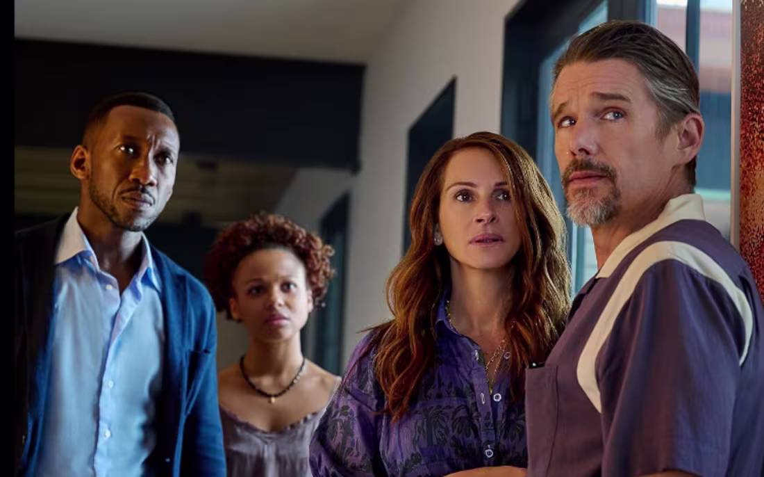 Cover image for Read It or Stream It? Leave the World Behind