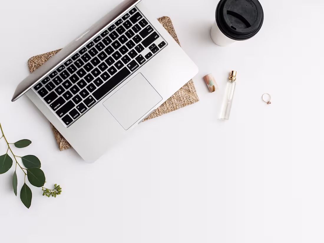 Cover image for Virtual assistant