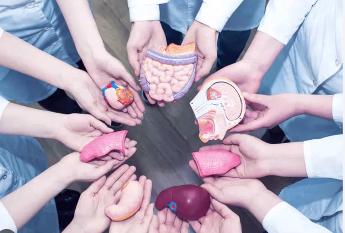 Cover image for CHANGE THE ENDING…