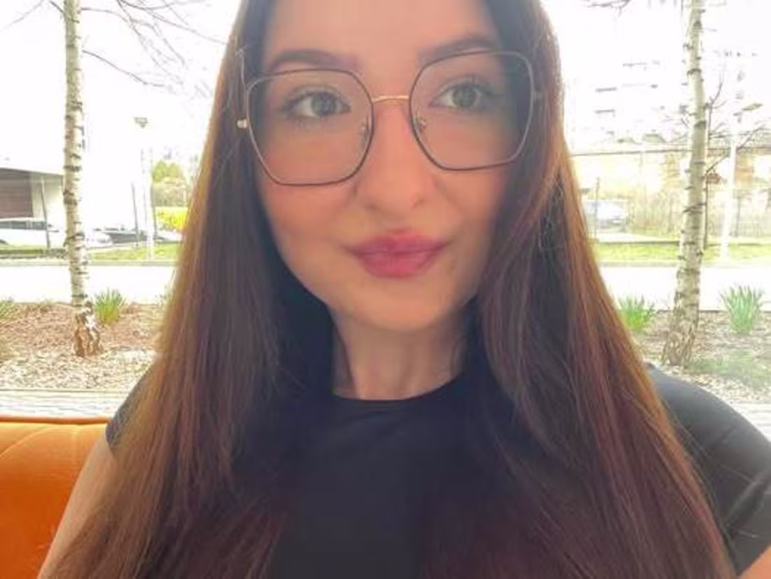 Cover image for Get to know me better