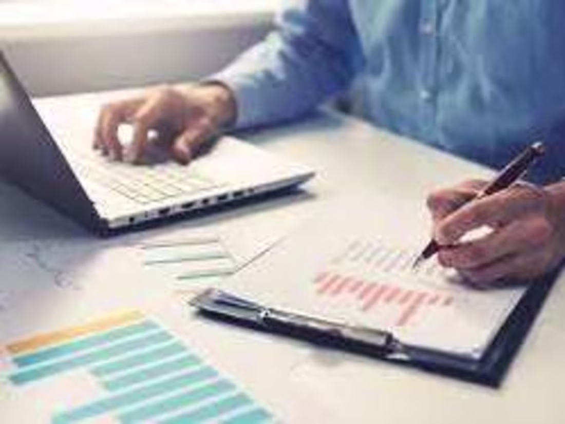 Cover image for Quality Associate