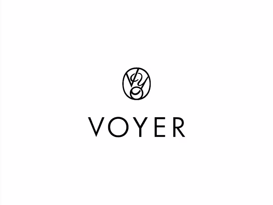 Cover image for Voyer | Luxurious Linen Brand Visual Identity Design