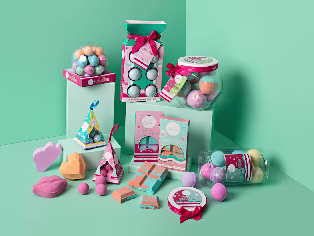 Cover image for Retouching styled shots for a Xmas catalogue.