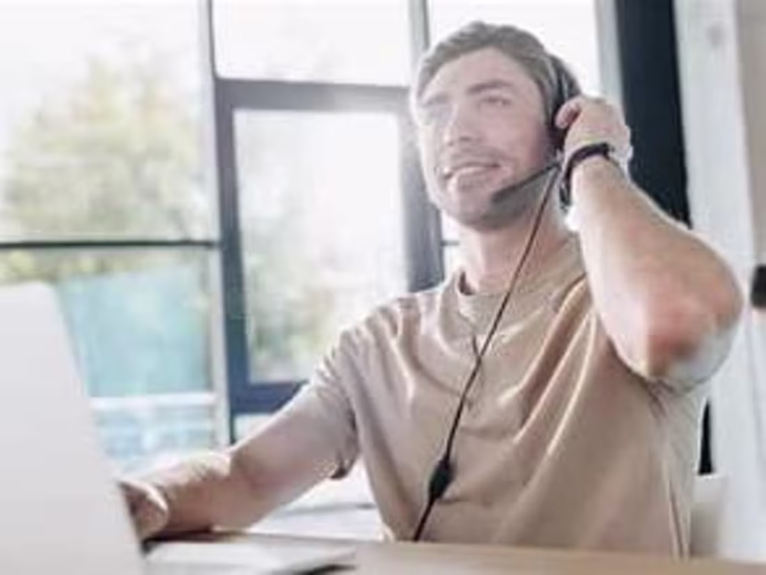 Cover image for successfully bringingnew clients and accelerating revenue growth