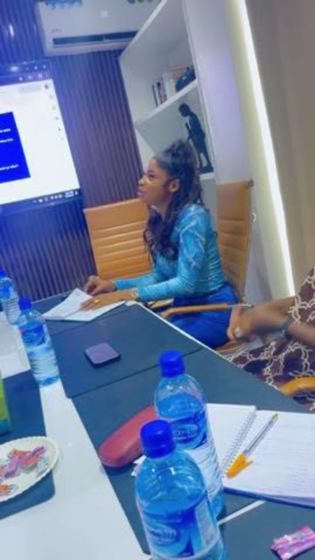 Cover image for Tutor