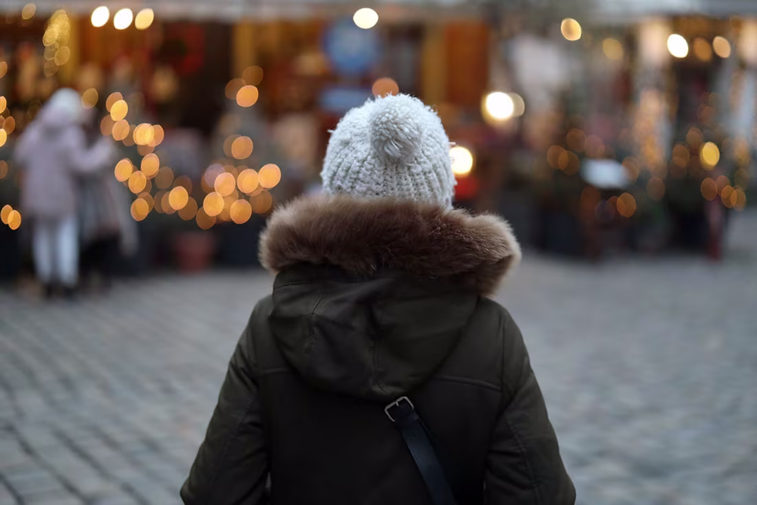 Cover image for Manage Seasonal Depression and Enjoy the Holidays