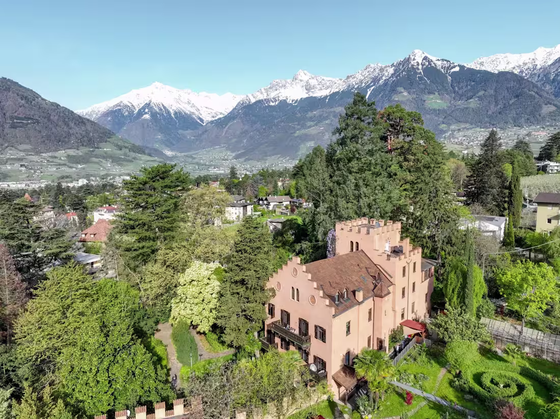 Cover image for Luxury Real Estate MOCK Example #2. Deep In The French Alps!